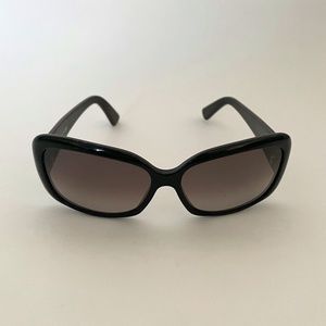 FENDI Sunglasses with case - NWOT